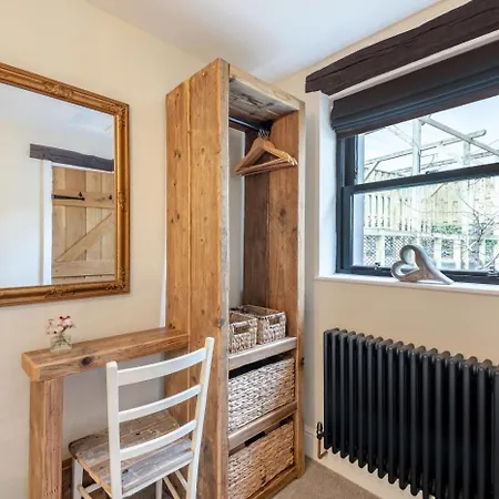 1 Bed In Oc-g34032 Feriehus